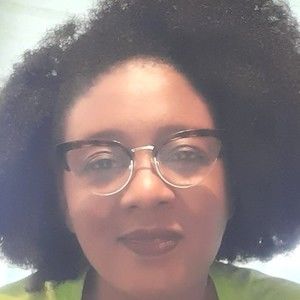 Meet your Posher, Carol